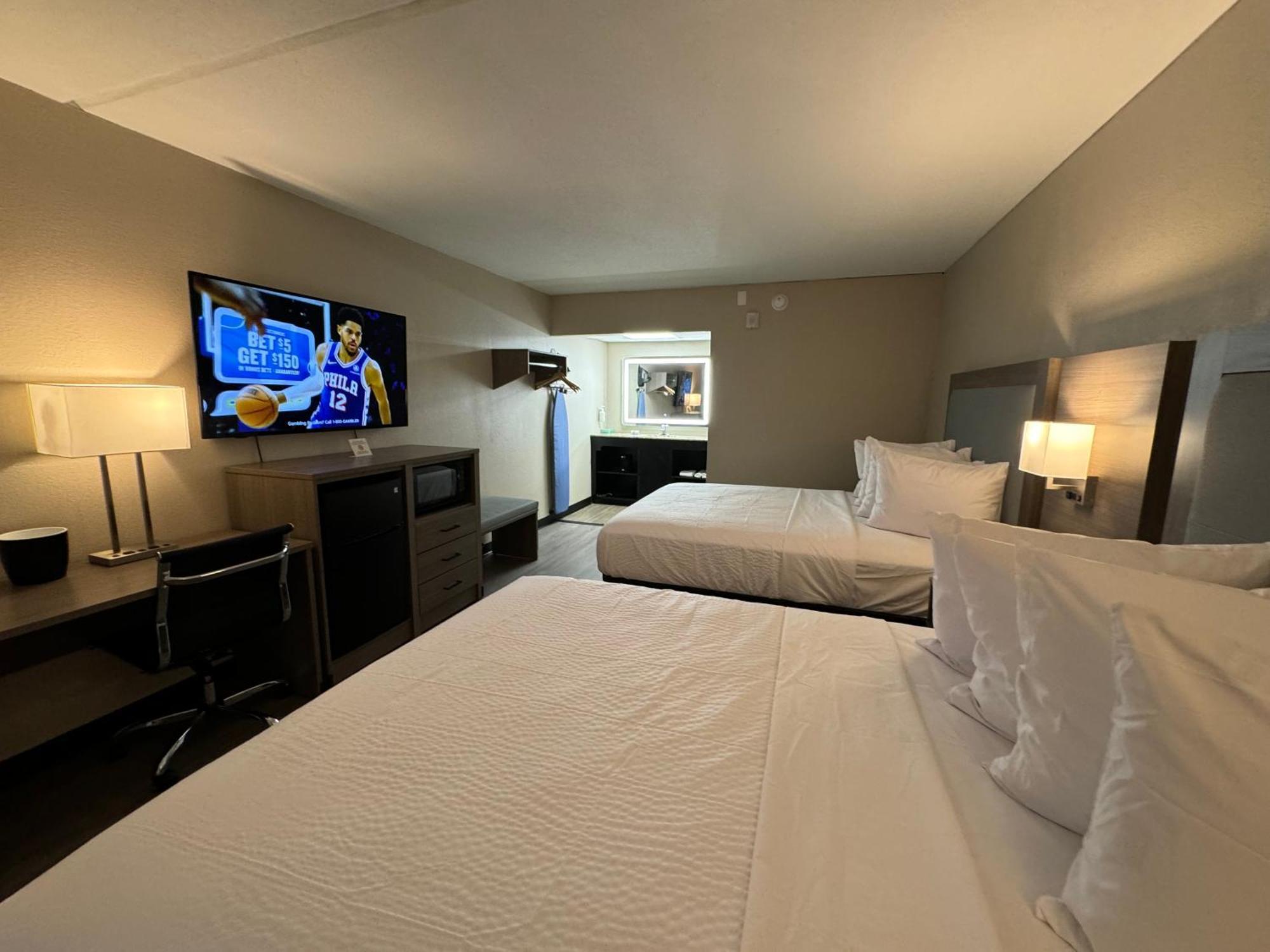 Baymont By Wyndham Corpus Christi Airport Hotel Bagian luar foto
