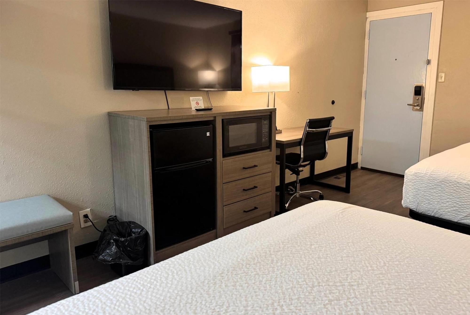 Baymont By Wyndham Corpus Christi Airport Hotel Bagian luar foto